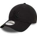 casquette-courbee-noire-ajustable-avec-logo-noir-9twenty-league-essential-new-york-yankees-mlb-new-era