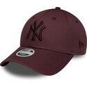 mutzen-gebogen-rot-verstellbares-band-9forty-league-essential-der-new-york-yankees-mlb-von-new-era