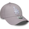 casquette-courbee-violette-claire-ajustable-pour-femme-9forty-league-essential-los-angeles-dodgers-mlb-new-era
