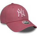 mutzen-gebogen-rosa-verstellbares-band-9forty-league-essential-cas-der-new-york-yankees-mlb-von-new-era