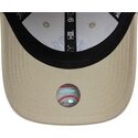 casquette-courbee-beige-ajustable-avec-logo-bleu-9forty-monster-icon-new-york-yankees-mlb-new-era