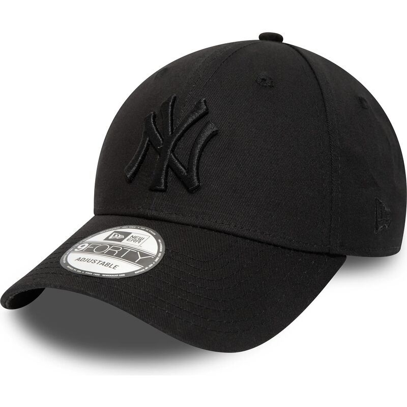 schwarze-verstellbare-curved-cap-mit-schwarzem-logo-9forty-league-essential-der-new-york-yankees-mlb-von-new-era schwarze-verstellbare-curved-cap-mit-schwarzem-logo-9forty-league-essential-der-new-york-yankees-mlb-von-new-era