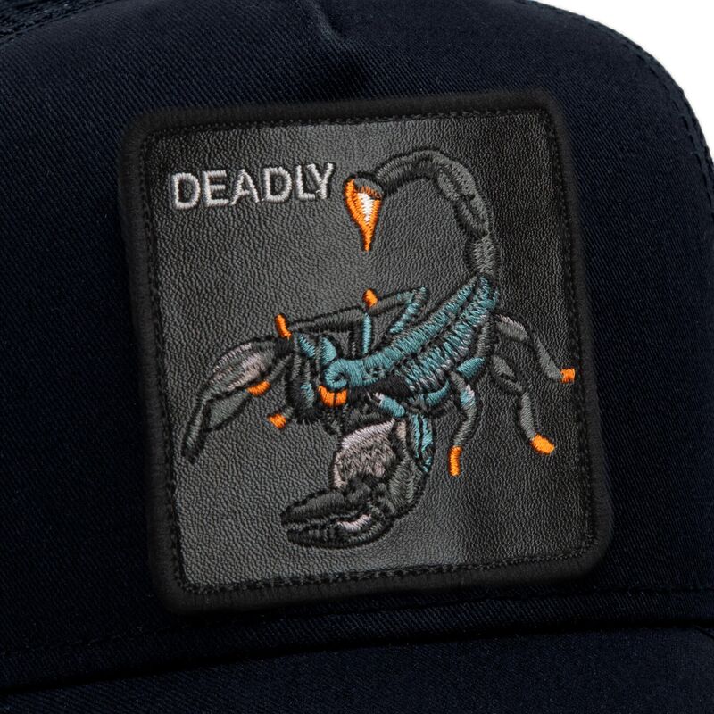 mutzen-gebogen-schwarz-snapback-deadly-scorpion-original-recipe-the-farm-goorin-bros