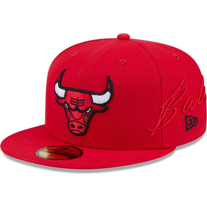 casquette-plate-rouge-ajustee-59fifty-side-script-chicago-bulls-nba-new-era casquette-plate-rouge-ajustee-59fifty-side-script-chicago-bulls-nba-new-era