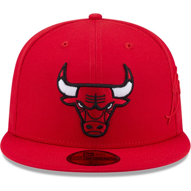 casquette-plate-rouge-ajustee-59fifty-side-script-chicago-bulls-nba-new-era casquette-plate-rouge-ajustee-59fifty-side-script-chicago-bulls-nba-new-era