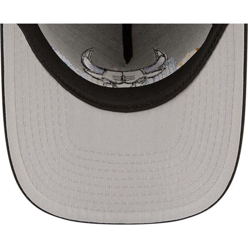 mutzen-gebogen-schwarz-snapback-9fifty-a-frame-precurved-skyline-der-chicago-bulls-nba-von-new-era