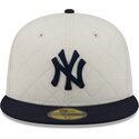 casquette-plate-blanche-et-bleue-marine-ajustee-59fifty-checkered-new-york-yankees-mlb-new-era