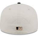 casquette-plate-blanche-et-bleue-marine-ajustee-59fifty-checkered-new-york-yankees-mlb-new-era