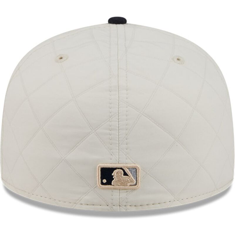 casquette-plate-blanche-et-bleue-marine-ajustee-59fifty-checkered-new-york-yankees-mlb-new-era