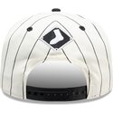 mutzen-gebogen-schwarz-snapback-19twenty-pinstripe-der-chicago-white-sox-mlb-von-new-era