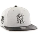mutzen-flach-grau-snapback-lisa-lateral-der-new-york-yankees-mlb-von-47-brand