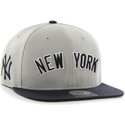 47-brand-flat-brim-seitliches-logo-mlb-new-york-yankees-snapback-cap-grau