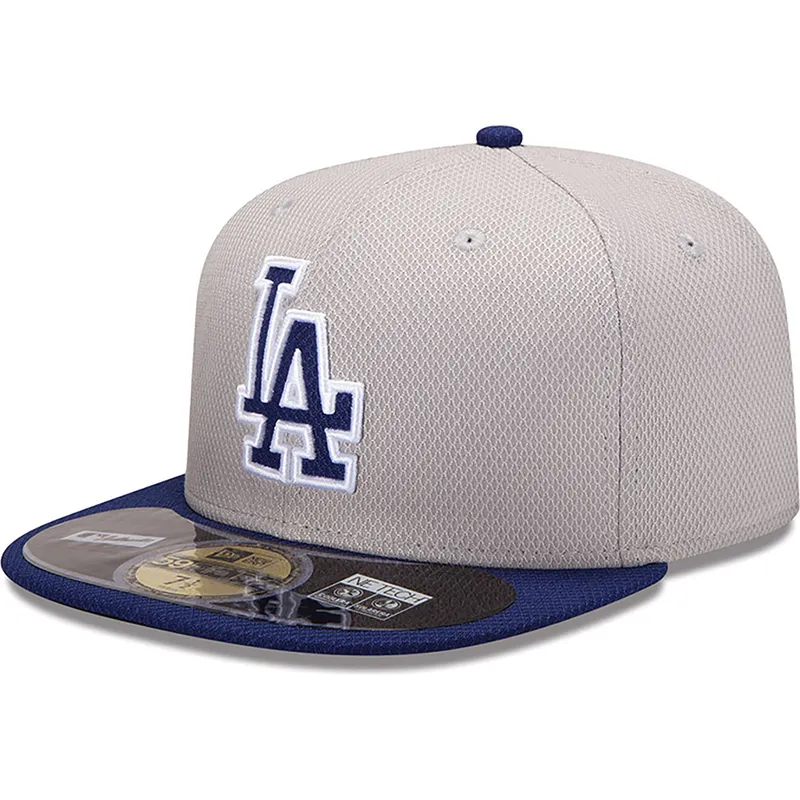 mutzen-flach-blau-angepasst-59fifty-diamond-era-der-los-angeles-dodgers-mlb-von-new-era mutzen-flach-blau-angepasst-59fifty-diamond-era-der-los-angeles-dodgers-mlb-von-new-era