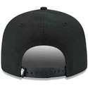 gorra-plana-negra-snapback-9fifty-black-on-black-de-manchester-united-football-club-de-new-era